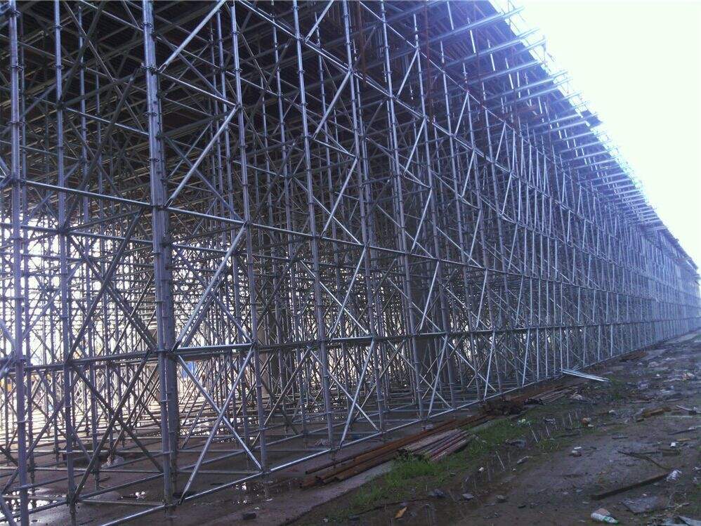 盤(pán)扣腳手架